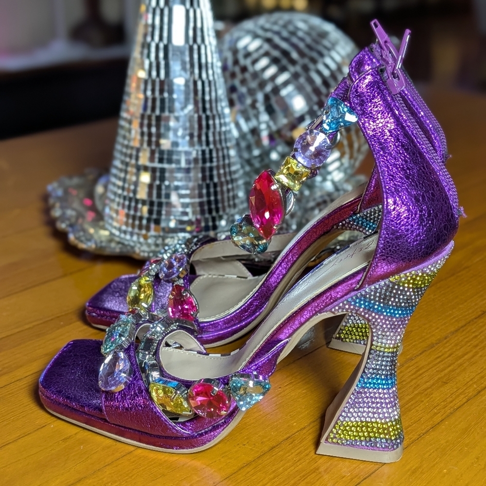 Betsey Johnson Lillie Heeled Sandal - Picture 9 of 10